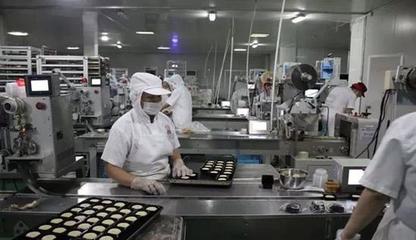零食巨頭的“烘焙工廠”思味王 老字號(hào)如何將文化基因注入年輕化產(chǎn)品